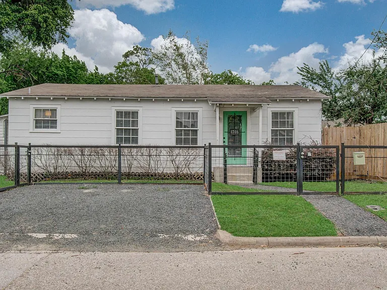 4706 Fisk St — Photo 5
