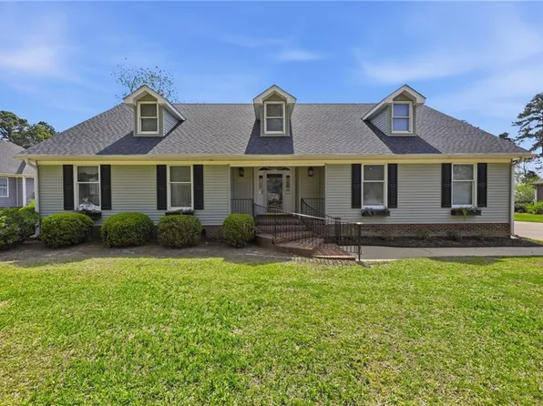 2123 Rivershore Rd, Elizabeth City, NC 27909