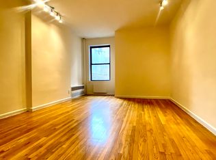 243 E 83rd St APT 4B, New York, NY 10028