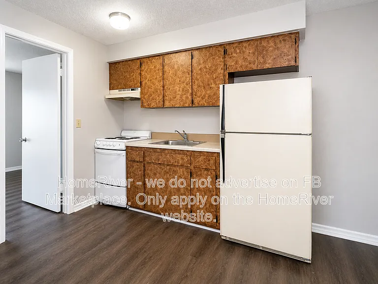 3405 N 34th St #C — Photo 3