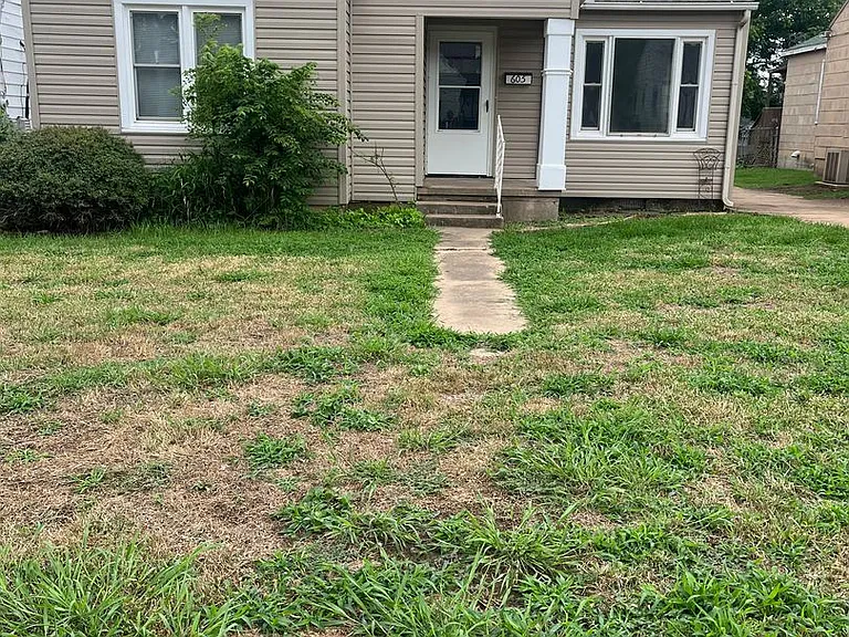 605 W Iowa Ave — Photo 1