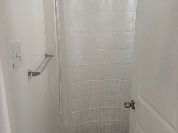 5th image of 1136 E Alhambra Ct