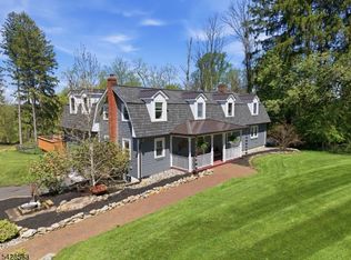 33 Mount Lebanon Rd, Port Murray, NJ 07865