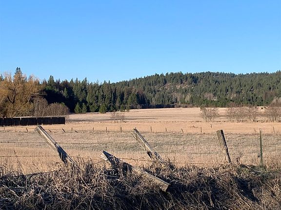 3rd image of 3XX Beaver Valley Rd