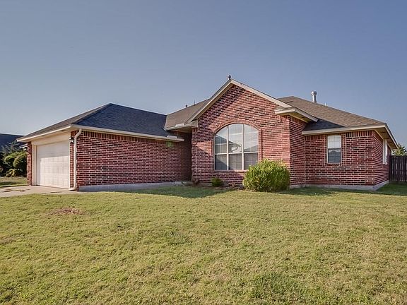 2nd image of 501 SW 164th Ter