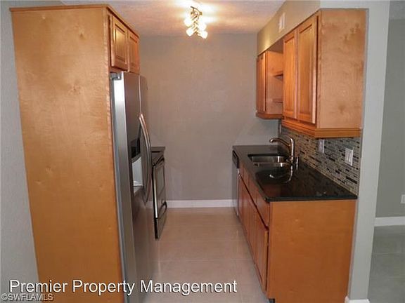 3rd image of 4603 Bayshore Dr #4