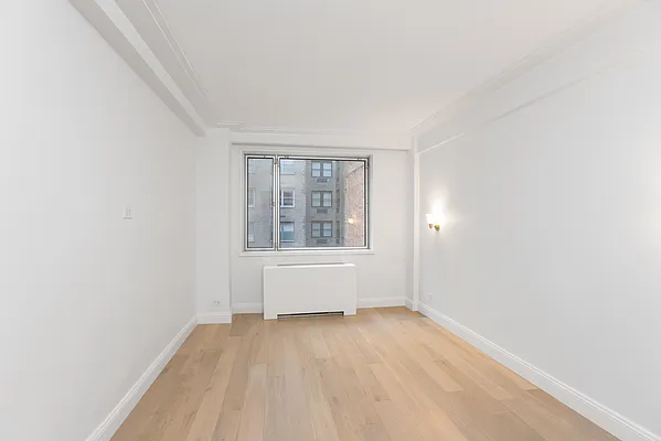 Rented by Trump International Realty | media 20