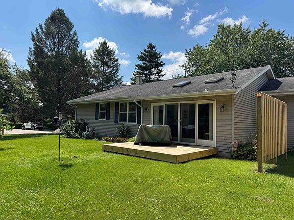 3rd image of 1236-1238 Somerset Ct