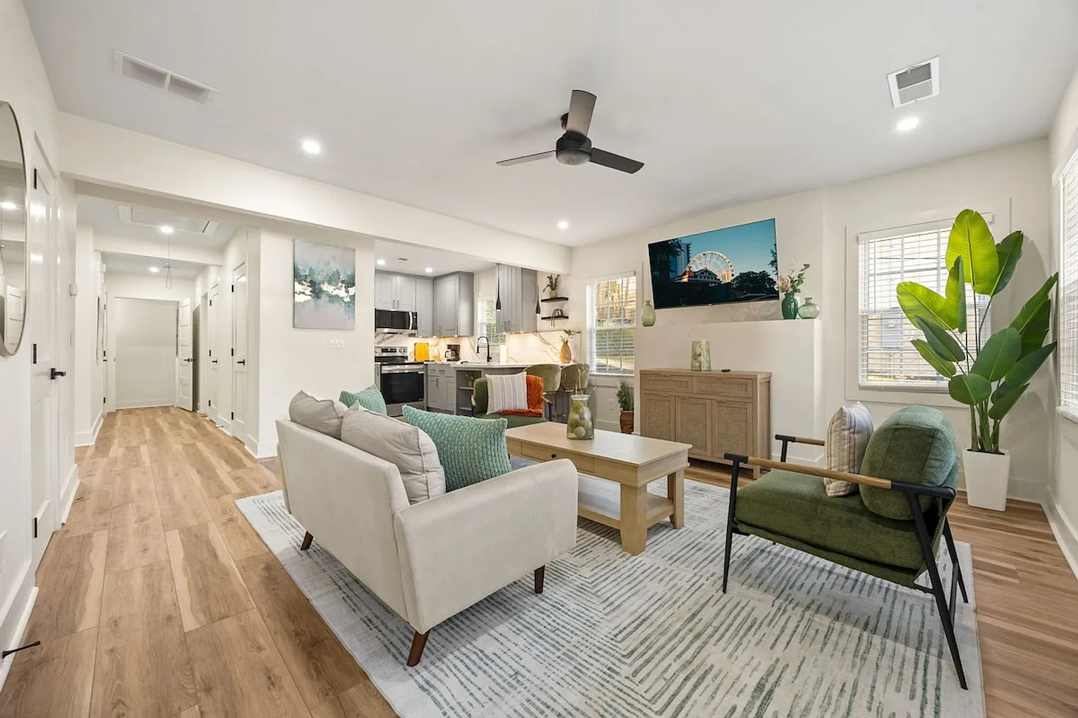 3 bed, 1.5 bath, $4,857 — Photo 2