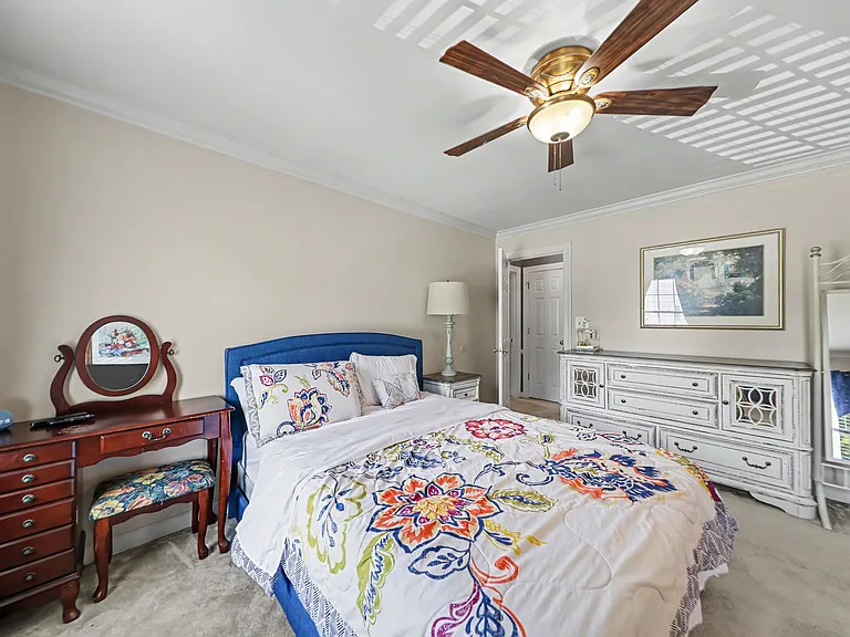 16652 Purcival Ct — Photo 33