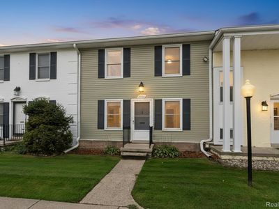 37011 Brynford Dr, Clinton Township, MI, 48036