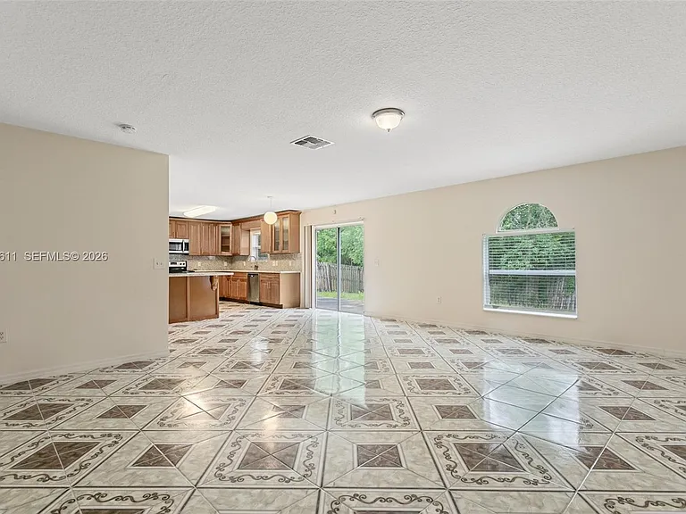 12096 Prospect Creek Dr — Photo 10