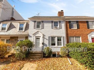 1710 37th St NW #2, Washington, DC 20007