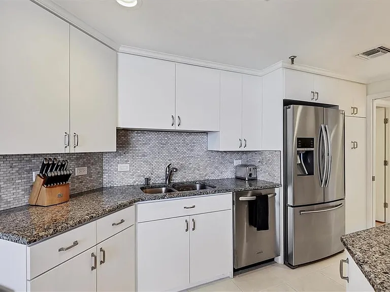 1211 Gulf Of Mexico Dr #405 — Photo 16
