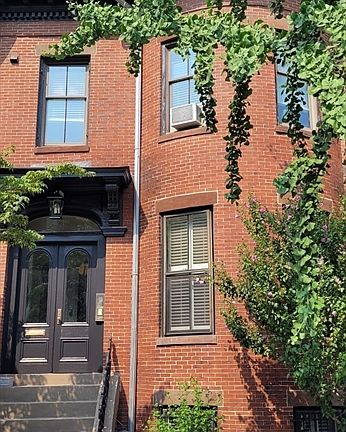 2nd image of 96 E Brookline St #3