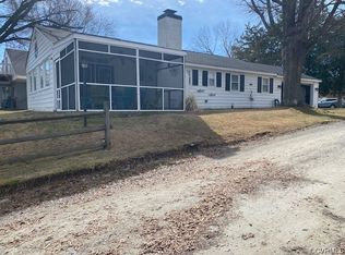 460 Marine Dr, Dunnsville, VA 22454