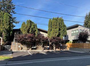 15621 8th Ave SW #4, Seattle, WA 98166