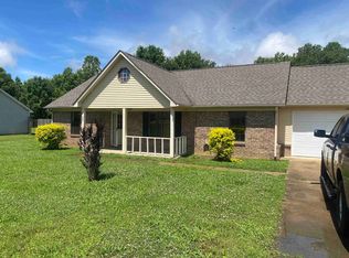 285 Country Meadow Ln, Drummonds, TN 38023