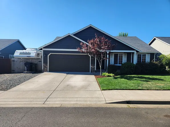 1077 Swale Ridge Loop, Creswell, OR 97426