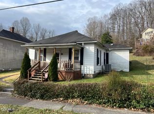 231 11th St NW, Norton, VA 24273