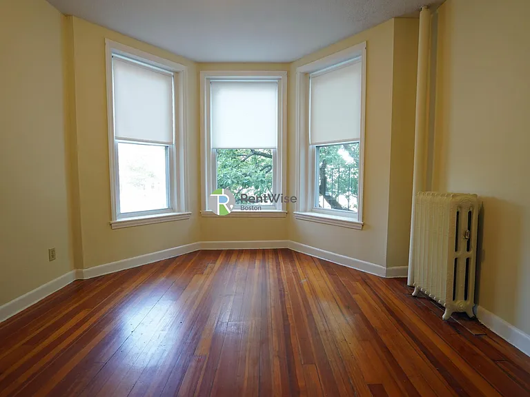 1120-1126 Commonwealth Ave — Photo 22