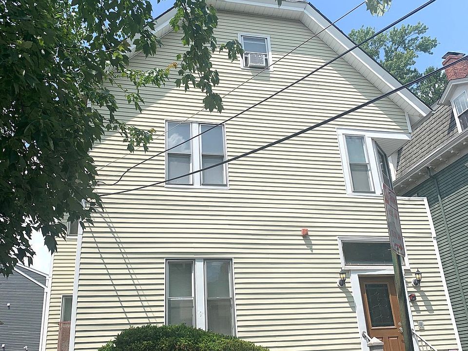 1st image of 244 Bowen St