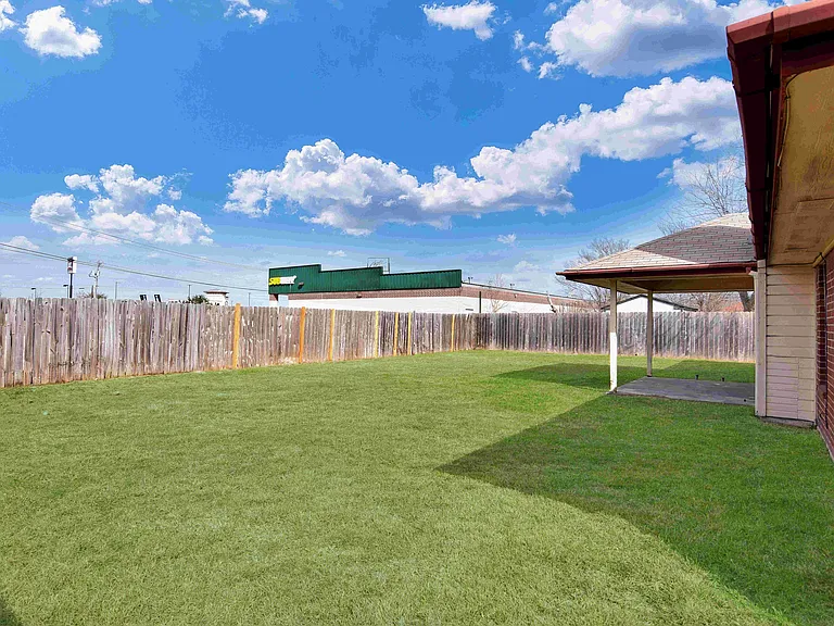 4201 Carolyn Dr — Photo 27