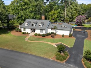 509 Lodge Dr, Greenwood, SC 29646