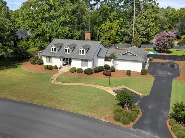 509 Lodge Dr, Greenwood, SC 29646