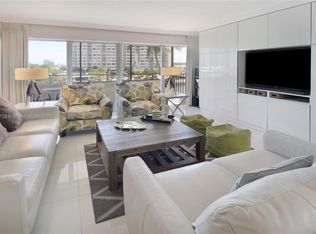 220 Kings Point Dr APT 415, Sunny Isles Beach, FL 33160