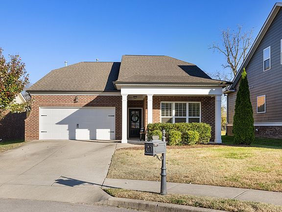 2nd image of 2534 Tapestry St