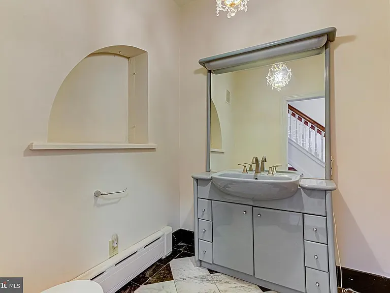 1823-1825 S Broad St #2 — Photo 7