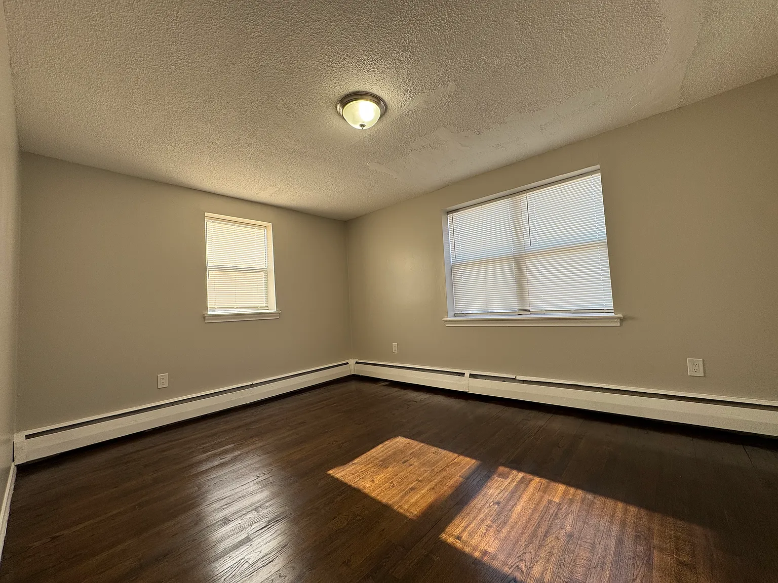 1 bed, 670 sqft, $1,145 — Photo 4
