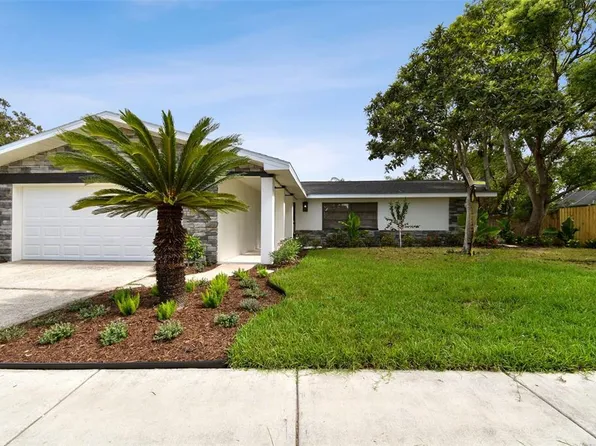 1386 Wexford Dr S, Palm Harbor, FL 34683