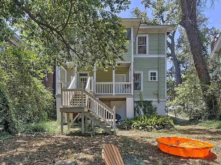 1008 Laurens St — Photo 9