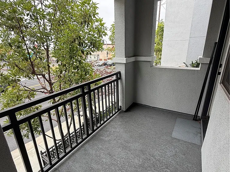 3009 E Pacific Coast Hwy — Photo 7