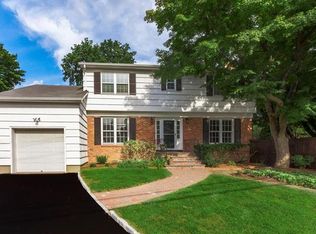 65 Walgrove Ave, Dobbs Ferry, NY 10522