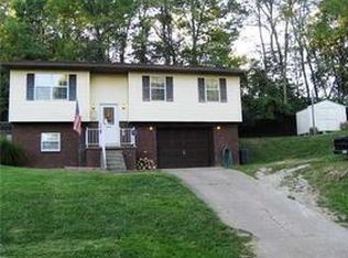 4552 Green Valley Rd, Huntington, WV 25701
