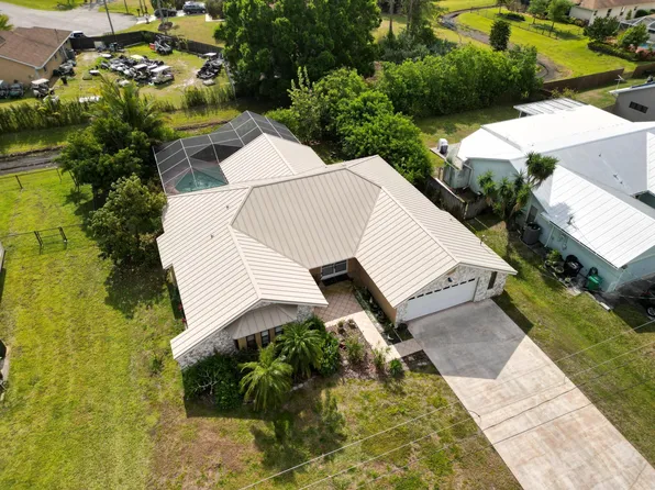 510 SE Cliff Road, Port St Lucie, FL 34984