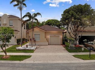 1024 NE 40th Rd, Homestead, FL 33033