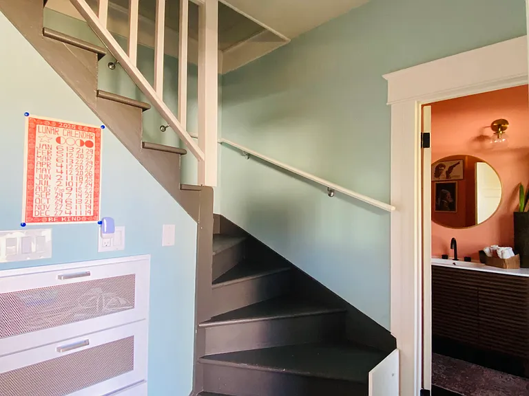 2739 NE Halsey St — Photo 17