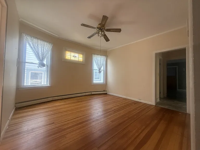 635 Myrtle Ave #2 — Photo 5