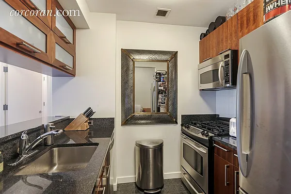 Rented by Corcoran | media 20