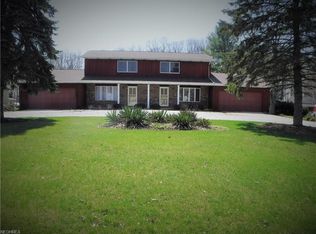 2174 & 2176 Krumroy Rd, Akron, OH 44312