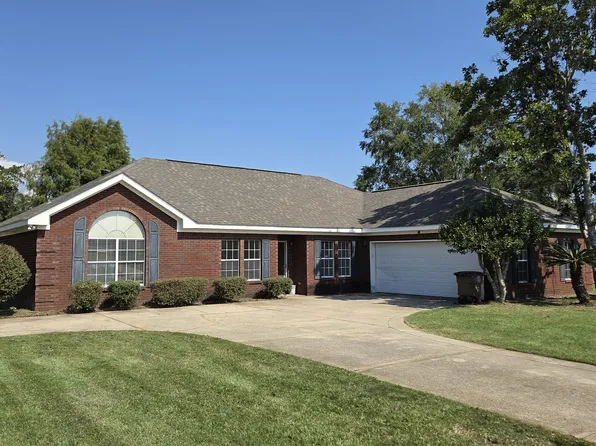 5463 Henning Dr W, Mobile, AL 36619