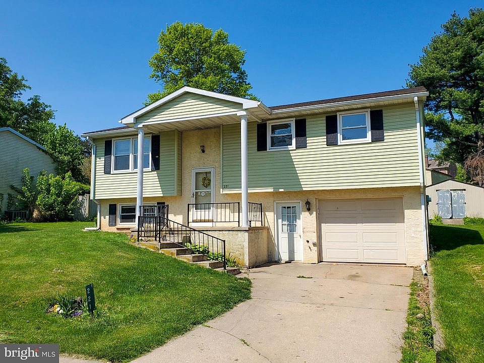 221 New St, Terre Hill, PA 17581 Zillow