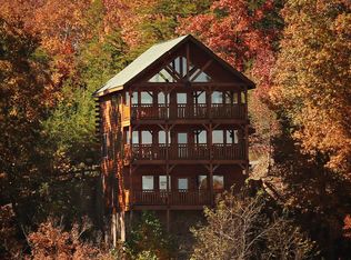 (Undisclosed Address), Sevierville, TN 37862