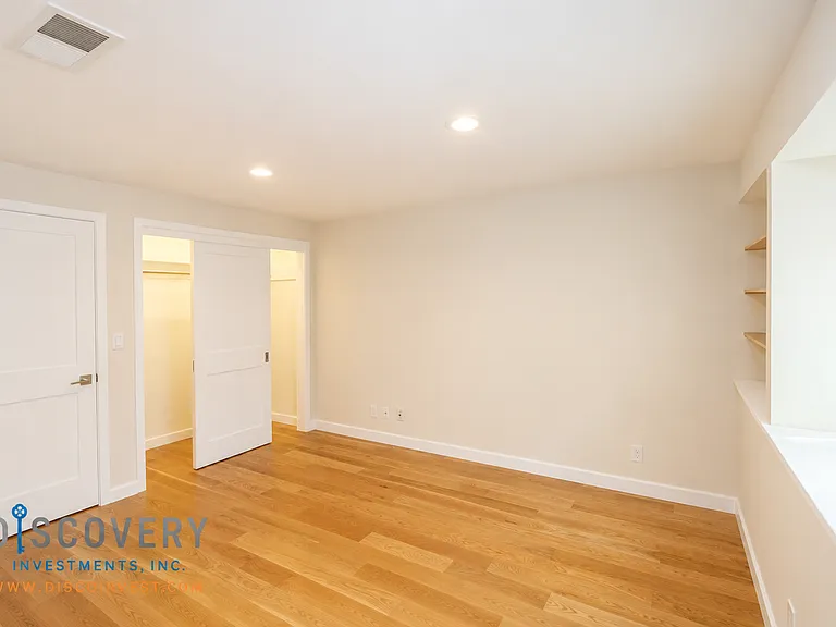 51st St. 366 (Under Warranty) — Photo 8