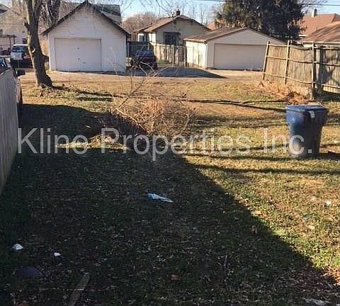 5th image of 2516 S Pennsylvania St