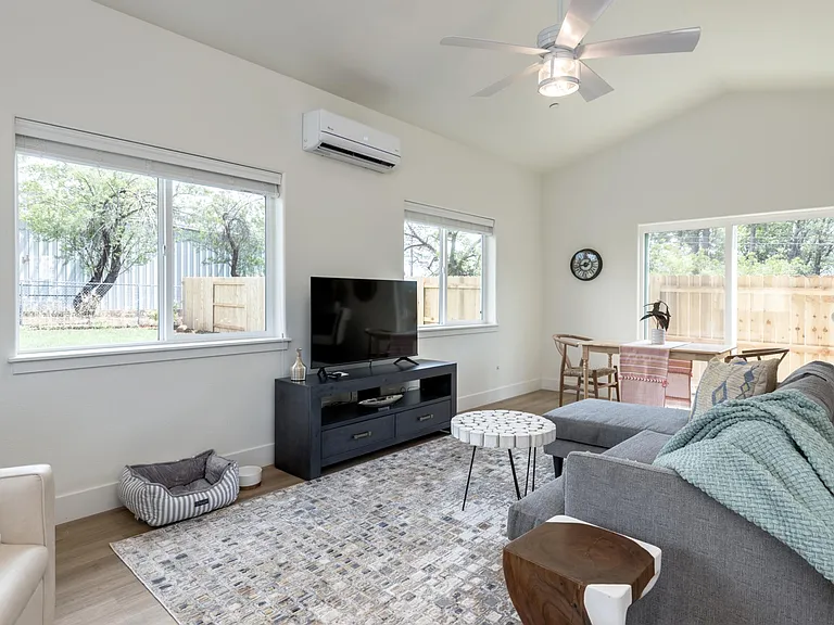 5810 Sawmill Rd — Photo 8